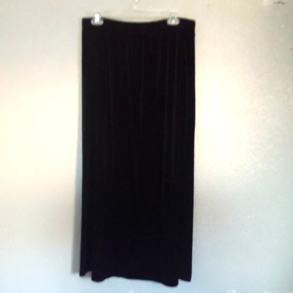 Long skirt size 1x - Picture 1 of 2